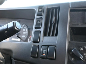 Isuzu Elf (N-series), I, 2.5 MT 4x2 (126 л.с.) 2015г. 2015 года, 1719000 рублей, Ростов-на-Дону