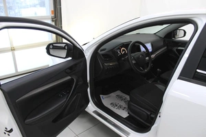 Седан ВАЗ (LADA) Vesta 2024 года, 1230000 рублей, Смоленск