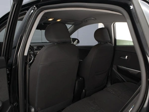 Седан Kia Rio 2017 года, 1040000 рублей, Омск