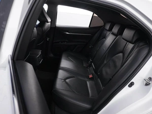Седан Toyota Camry 2018 года, 2277088 рублей, Москва