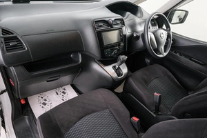 Минивэн Nissan Serena 2015 года, 1489000 рублей, Красноярск