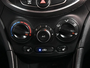 Седан Hyundai Solaris 2014 года, 799000 рублей, Аксай