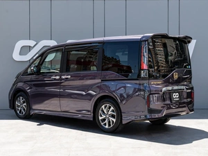Минивэн Honda Stepwgn 2016 года, 1870000 рублей, Краснодар