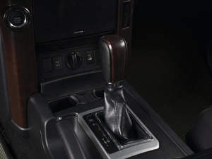 Внедорожник Toyota Land Cruiser Prado 2015 года, 3340000 рублей, Омск