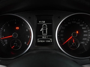 Хетчбэк Volkswagen Golf 2011 года, 749000 рублей, Воронеж