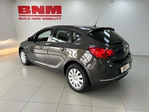 Хэтчбек Opel Astra 2013 года, 1160000 рублей, Смоленск