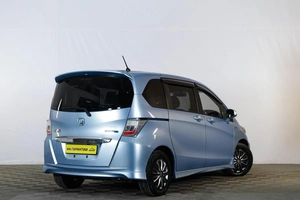 Минивэн Honda Freed 2012 года, 1079000 рублей, Тюмень