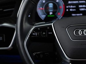 Седан Audi A6 2021 года, 5949999 рублей, Москва