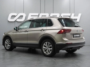 Внедорожник Volkswagen Tiguan 2018 года, 2054000 рублей, Воронеж