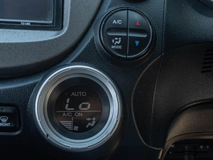 Хетчбэк Honda Fit 2010 года, 810000 рублей, Краснодар