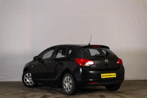Хетчбэк Opel Astra 2012 года, 999000 рублей, Тюмень