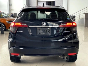 Внедорожник Honda Vezel 2019 года, 1697000 рублей, Солонцы