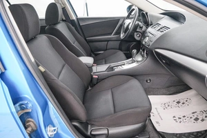 Седан Mazda 3 2011 года, 1149000 рублей, Красноярск