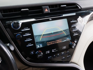 Седан Toyota Camry 2018 года, 3199000 рублей, Тюмень