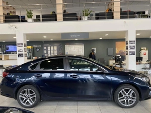 Седан Kia Cerato 2018 года, 1990000 рублей, Орёл