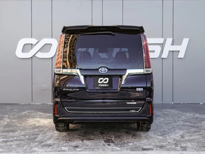 Минивэн Toyota Esquire 2018 года, 2480000 рублей, Краснодар