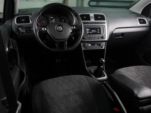 Седан Volkswagen Polo 2016 года, 979000 рублей, Воронеж