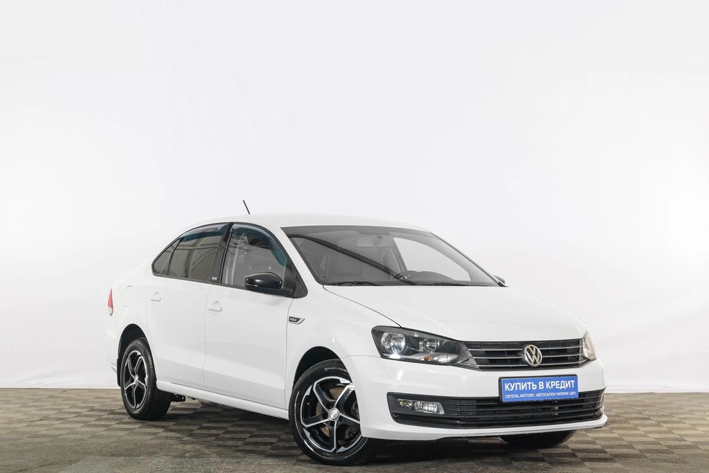Седан Volkswagen Polo 2017 года, 1369000 рублей, Тюмень
