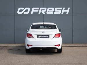 Седан Hyundai Solaris 2016 года, 980000 рублей, Краснодар