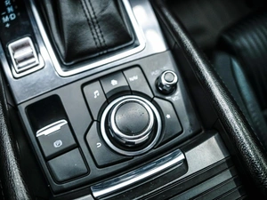 Седан Mazda 6 2015 года, 1690000 рублей, Красноярск