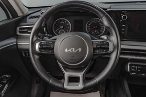 Седан Kia K5 2021 года, 2489000 рублей, Челябинск