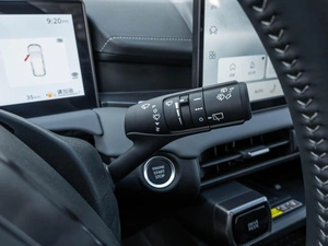 Внедорожник Toyota RAV4 2026 года, 4418800 рублей, Ставрополь