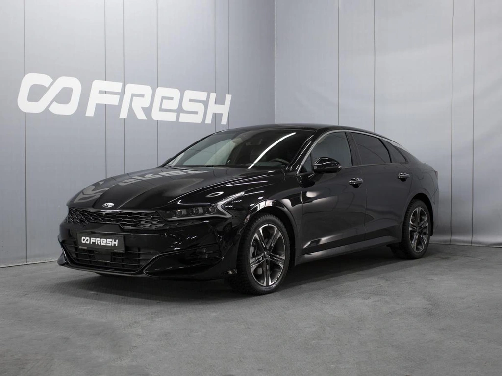 Седан Kia K5 2021 года, 2340000 рублей, Омск
