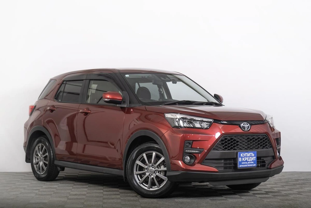 Внедорожник Toyota Raize 2022 года, 1909000 рублей, Томск