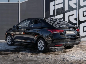 Седан Hyundai Solaris 2022 года, 1835000 рублей, Краснодар