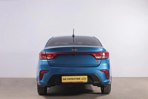 Седан Kia Rio 2018 года, 999000 рублей, Новосибирск