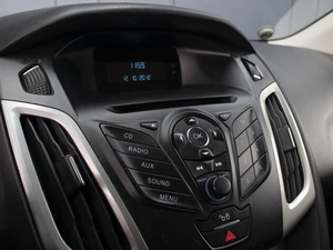 Седан Ford Focus 2012 года, 1070000 рублей, Омск