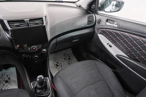 Седан Hyundai Solaris 2016 года, 699000 рублей, Красноярск