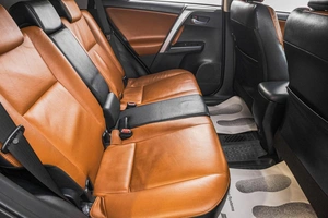 Внедорожник Toyota RAV4 2018 года, 2639000 рублей, Барнаул