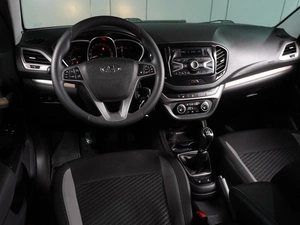 Седан ВАЗ (LADA) Vesta 2018 года, 914000 рублей, Воронеж