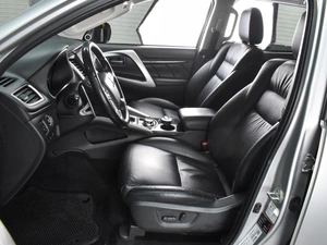 Внедорожник Mitsubishi Pajero Sport 2017 года, 2999000 рублей, Воронеж