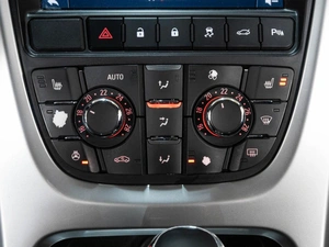Хетчбэк Opel Astra 2013 года, 916000 рублей, Ставрополь