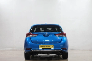Хетчбэк Toyota Auris 2015 года, 1599000 рублей, Новокузнецк