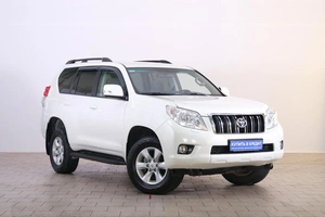 Внедорожник Toyota Land Cruiser Prado 2013 года, 2929000 рублей, Омск