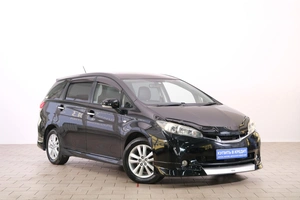 Минивэн Toyota Wish 2012 года, 1469000 рублей, Омск