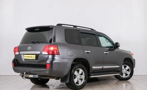 Внедорожник Toyota Land Cruiser 2012 года, 3799000 рублей, Красноярск