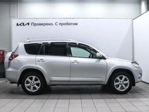 Внедорожник Toyota RAV4 2011 года, 1750000 рублей, Красноярск