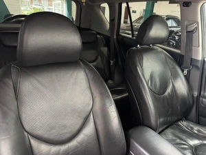 Внедорожник Toyota RAV4 2006 года, 1169000 рублей, Красноярск