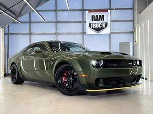 Купе Dodge Challenger SRT 2023 года, 15999999 рублей, Москва