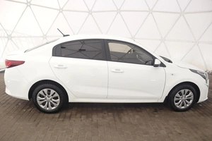 Седан Kia Rio 2020 года, 1595000 рублей, Орёл