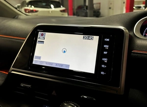 Минивэн Toyota Sienta 2018 года, 1498000 рублей, Красноярск