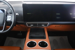 Внедорожник LiXiang L7 2024 года, 6739000 рублей, Кемерово