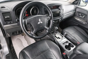 Внедорожник Mitsubishi Pajero 2014 года, 2599000 рублей, Красноярск