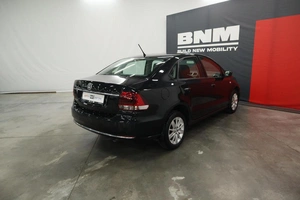 Седан Volkswagen Polo 2015 года, 1070000 рублей, Курск