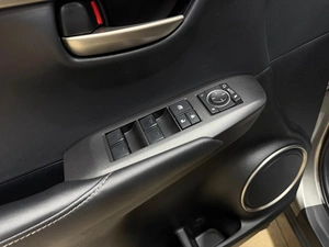 Внедорожник Lexus NX 2016 года, 3149000 рублей, Красноярск