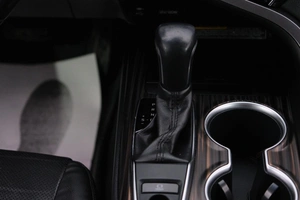 Седан Toyota Camry 2018 года, 3249000 рублей, Омск